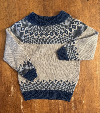 Bendik genser str. 4-5 år